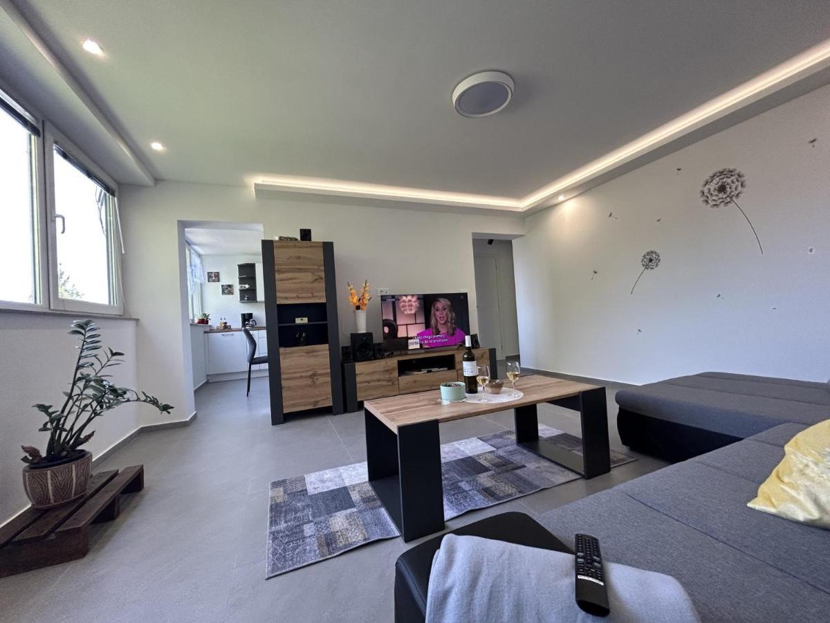 Apartment Toni Lovran Dış mekan fotoğraf